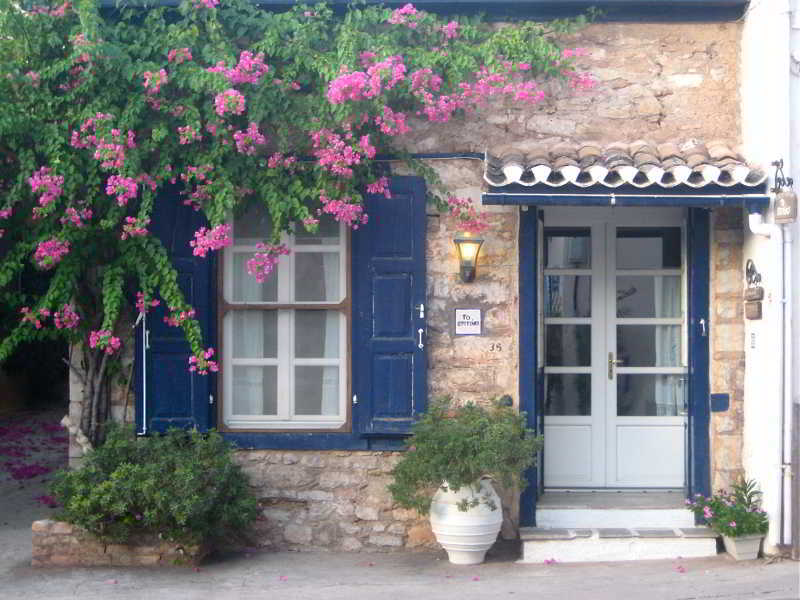To Spitaki Apartments Galaxídhion Buitenkant foto
